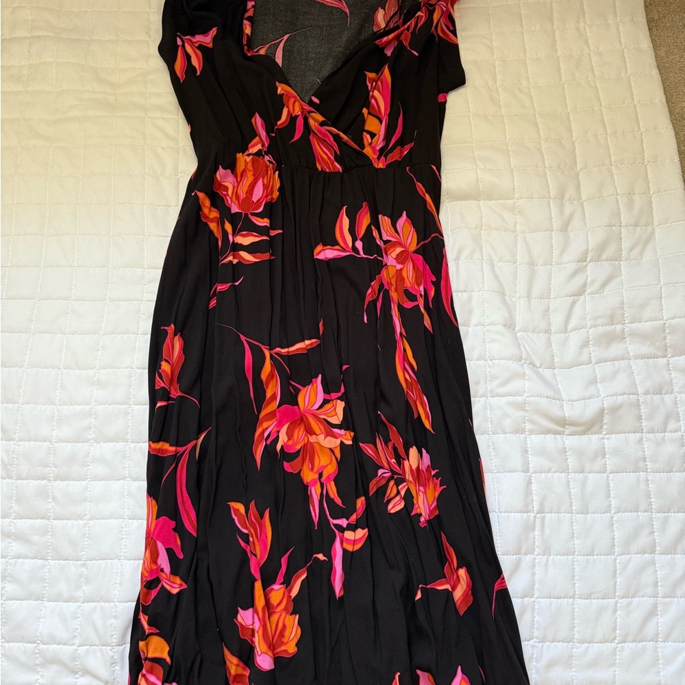 Orange and Black Sleeveless V-Neck Maxi Sundress